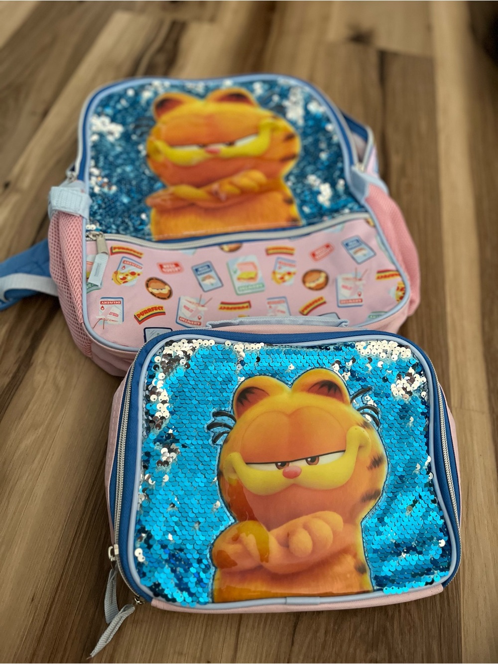 The Gratified Movie Sequin School Back Pack Matching Lunchbox 2024